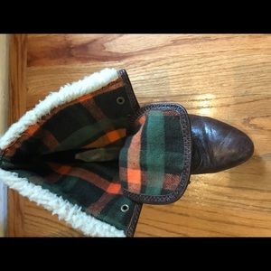 Nine West bootie. Worn once or twice .